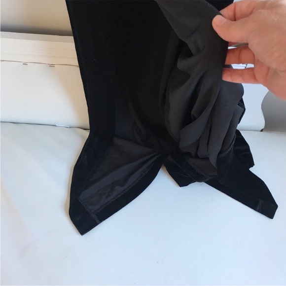 BETSEY & ADAM BLACK FULL LENGTH DRESS GOWN VELVET FAUX FUR SIDE SLIT SLEEVELESS - Picture 9 of 9